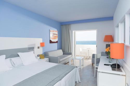 Habitación Doble con vistas al mar - 1 o 2 camas del hotel Club Jandía Princess. Foto 5