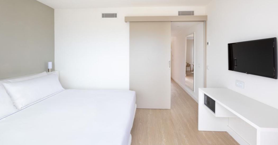 Junior suite Vista Mar o Piscina del hotel Sol Fuerteventura Jandía All Suites. Foto 2