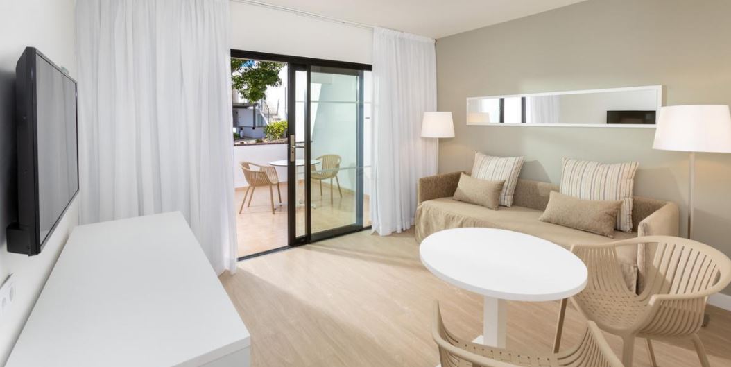 Junior suite Balcón o Terraza del hotel Sol Fuerteventura Jandía All Suites. Foto 1