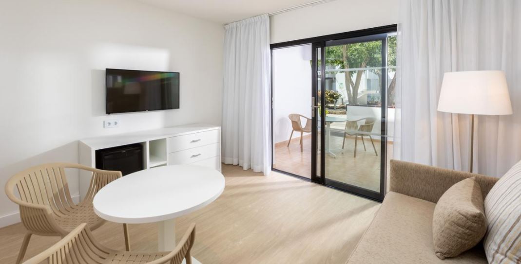 Junior suite Balcón o Terraza del hotel Sol Fuerteventura Jandía All Suites. Foto 2