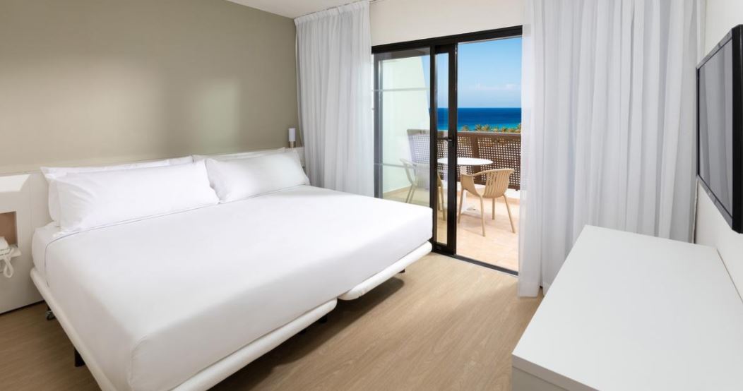 Junior suite Vista Mar del hotel Sol Fuerteventura Jandía All Suites. Foto 1