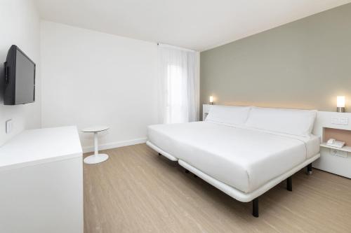 Suite Junior con terraza del hotel Sol Fuerteventura Jandía All Suites. Foto 6