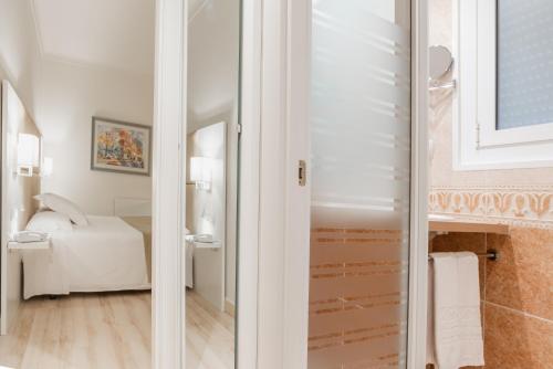 Habitación Individual del hotel Pirineo Figueres by Pierre and Vacances. Foto 2