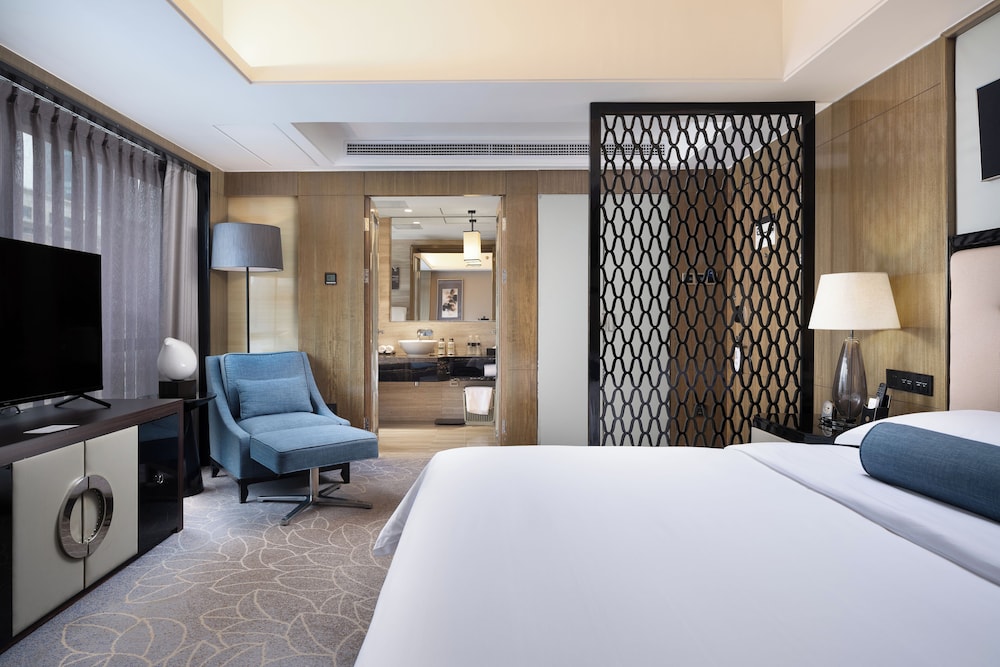 HABITACIÓN DELUXE, 1 Cama King Size del hotel Pullman Shanghai Jing An. Foto 5