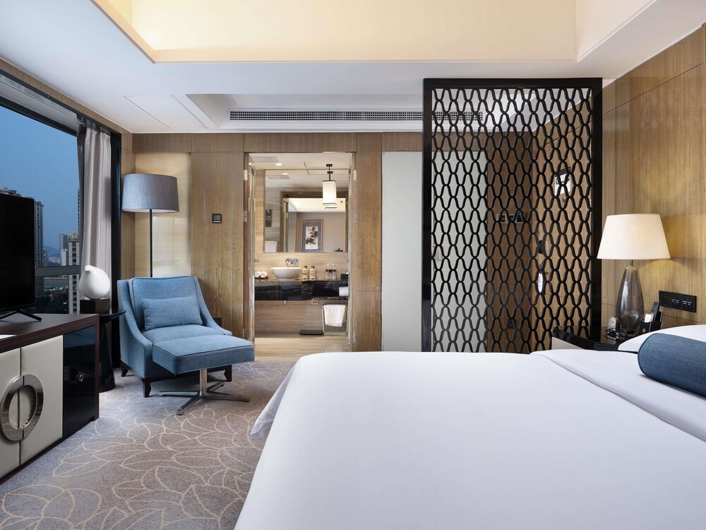 HABITACIÓN SUPERIOR, 1 Cama King Size del hotel Pullman Shanghai Jing An. Foto 4