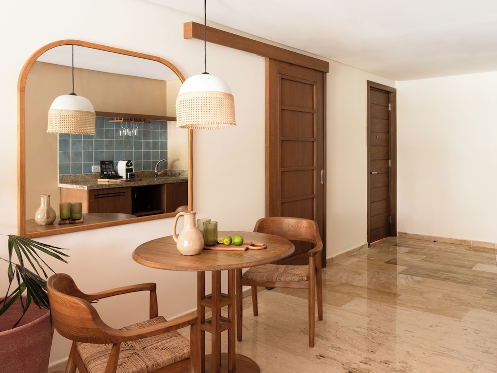 Zel Swim - Up Suite Vista piscina del hotel Zel Punta Cana–All Suites. Foto 4