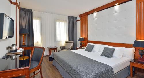 Habitación Doble Superior del hotel Best Western Premier CMC Girona. Foto 1