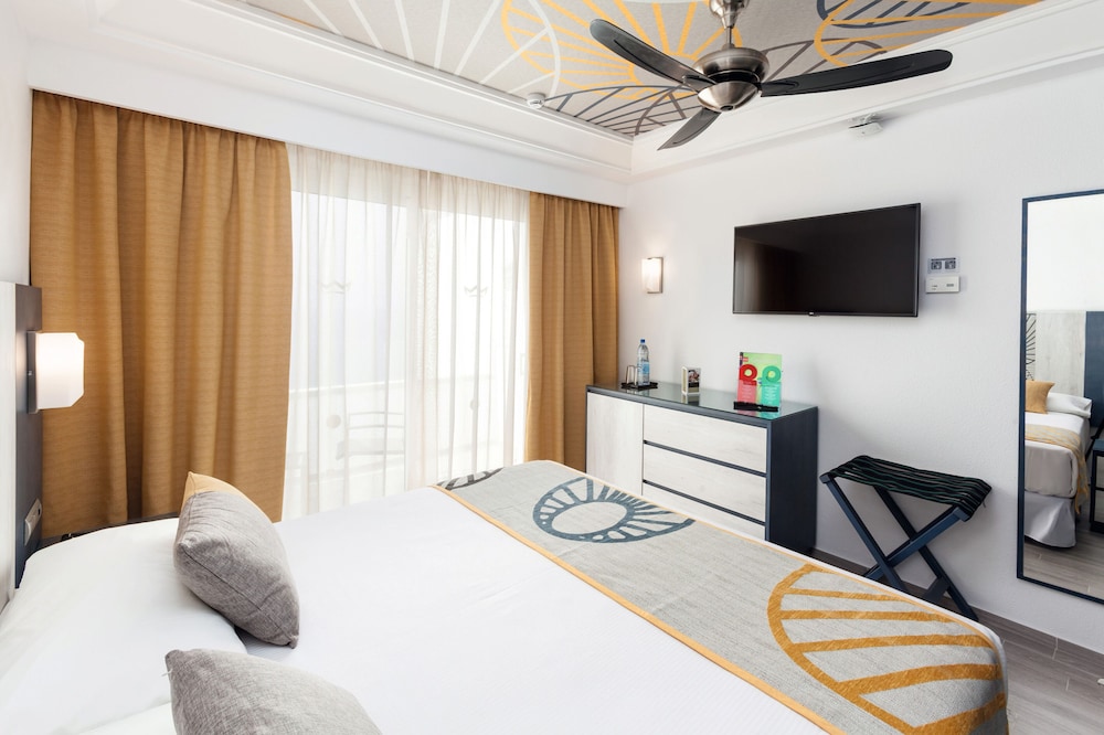 Habitación individual estándar, balcón, vistas al mar del hotel Riu Vistamar - All Inclusive. Foto 1