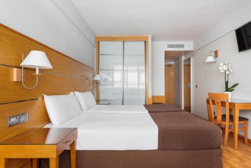 Habitación Doble - 1 o 2 camas del hotel Exe Las Palmas. Foto 1