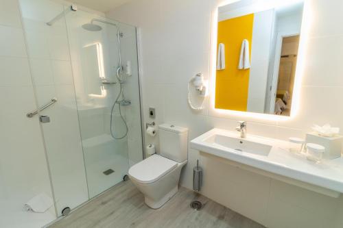 Habitación Doble Económica - 1 o 2 camas del hotel URBANSEA Atlanta. Foto 3