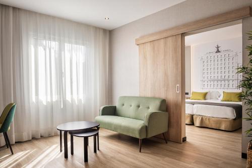 Suite Junior del hotel Sercotel Parque. Foto 8