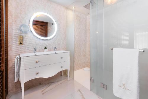 Habitación doble Lujo Vista Jardin Vista Patio del hotel Santa Catalina a Royal Hideaway. Foto 1