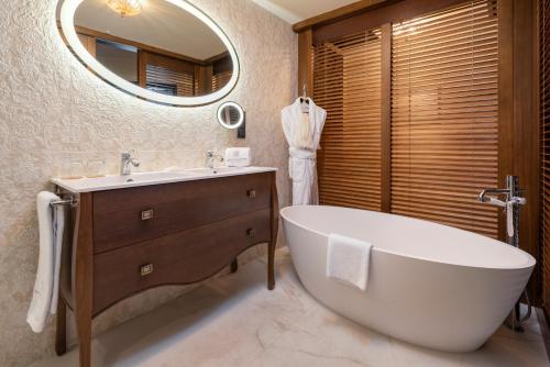 Suite Lujo Vista Patio Premium 2 Camas individuales del hotel Santa Catalina a Royal Hideaway