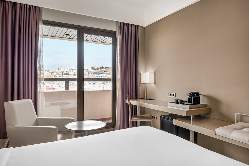 Habitación estándar, 1 cama de matrimonio grande, balcón del hotel Ac Iberia Las Palmas