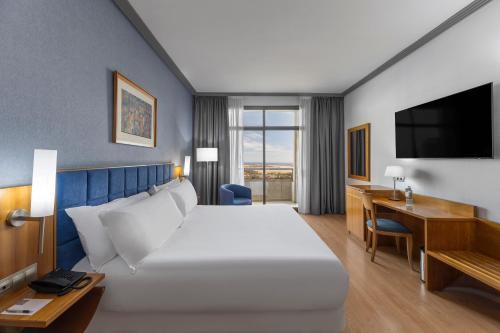 Junior suite 1 Cama king Sofá Cama incluido del hotel Elba Vecindario Aeropuerto Business & Convention Hotel. Foto 1