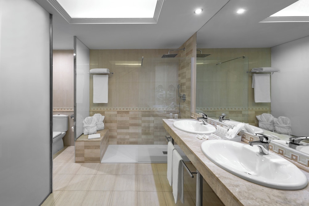 Suite del hotel Elba Vecindario Aeropuerto Business & Convention Hotel. Foto 6
