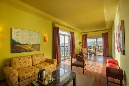 Suite Junior del hotel Lopesan Villa Del Conde Resort and Thalasso. Foto 11