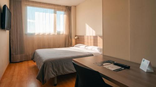 Habitación Doble - 1 o 2 camas del hotel Vertice Roomspace Madrid. Foto 4