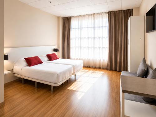 Habitación Familiar del hotel Vertice Roomspace Madrid. Foto 6