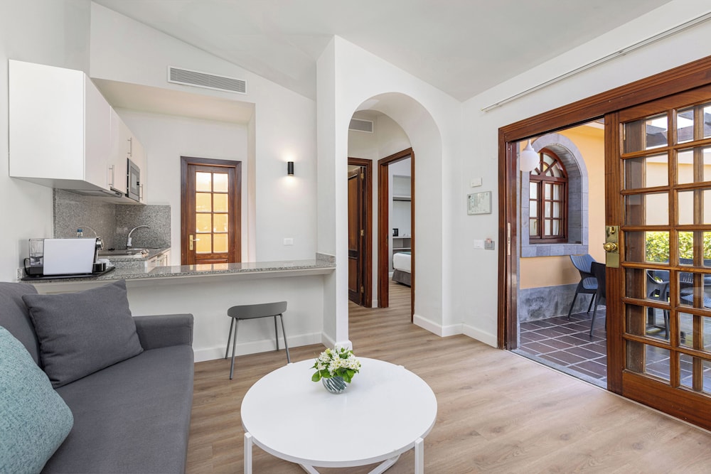 Bungalow Vista Jardín 2 habitaciones 4 camas individuales del hotel Maspalomas Resort By Dunas. Foto 3