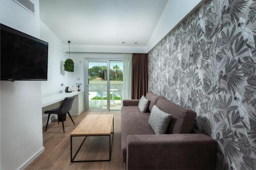 Suite Junior del hotel Kumara Serenoa By Lopesan Hotels. Foto 2