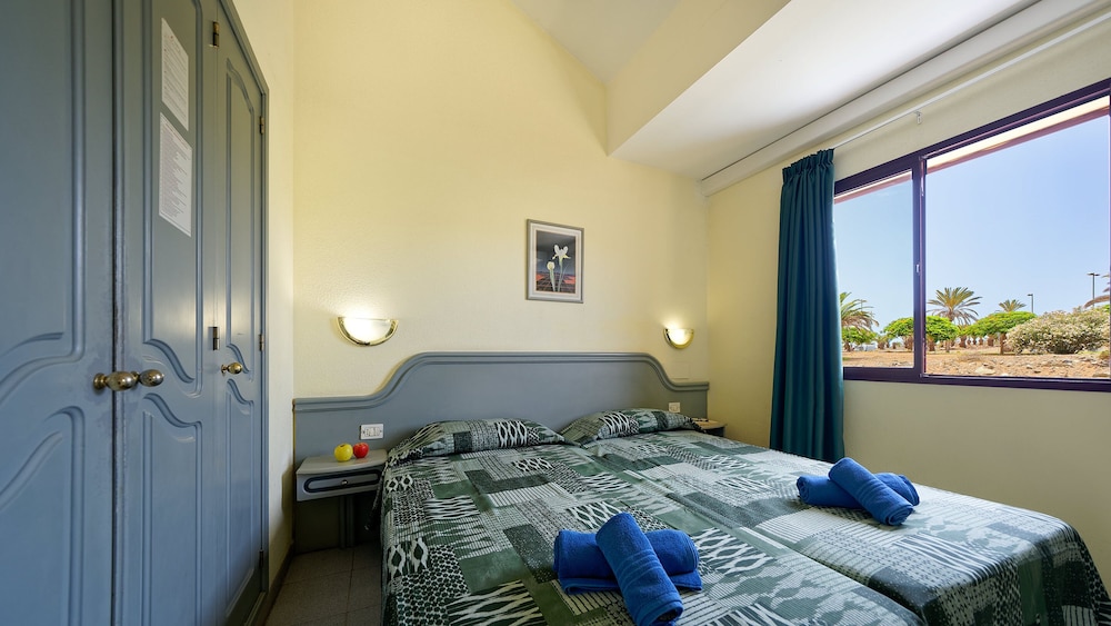 Bungalow superior del hotel Bungalows Maspalomas Oasis Club. Foto 13