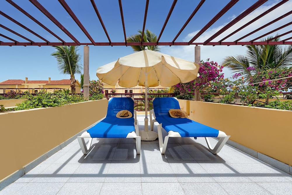 Bungalow Deluxe del hotel Bungalows Maspalomas Oasis Club. Foto 9