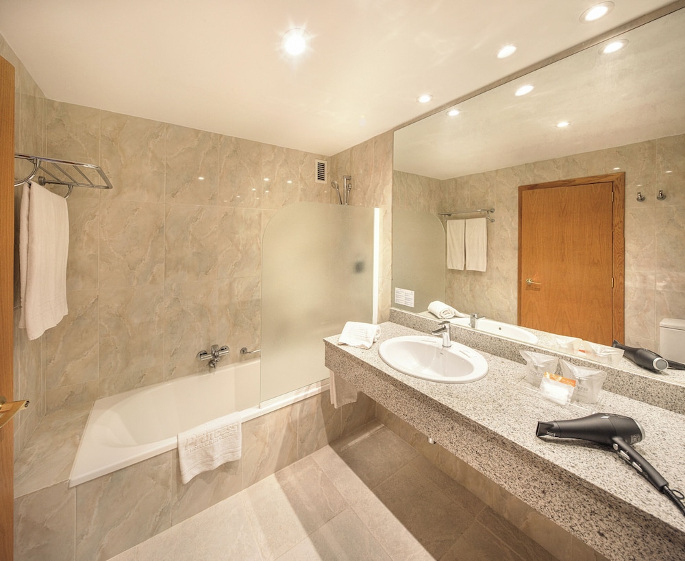 Habitación familiar Balcón o Terraza 2 Camas individuales del hotel Maspalomas Princess. Foto 7