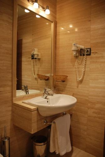 Habitación Doble del hotel Los 5 Pinos. Foto 4