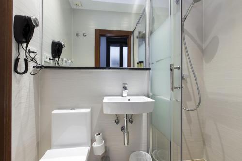 Habitación Individual del hotel Castilla I - Atocha. Foto 10