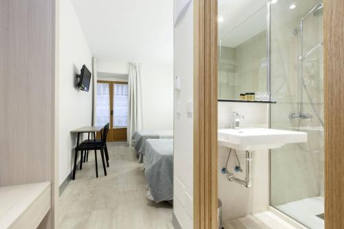 Habitación Doble - 2 camas del hotel Castilla Ii - Puerta Del Sol. Foto 15