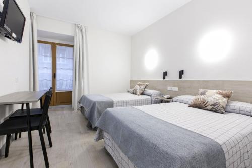 Habitación Doble - 2 camas del hotel Castilla Ii - Puerta Del Sol. Foto 18