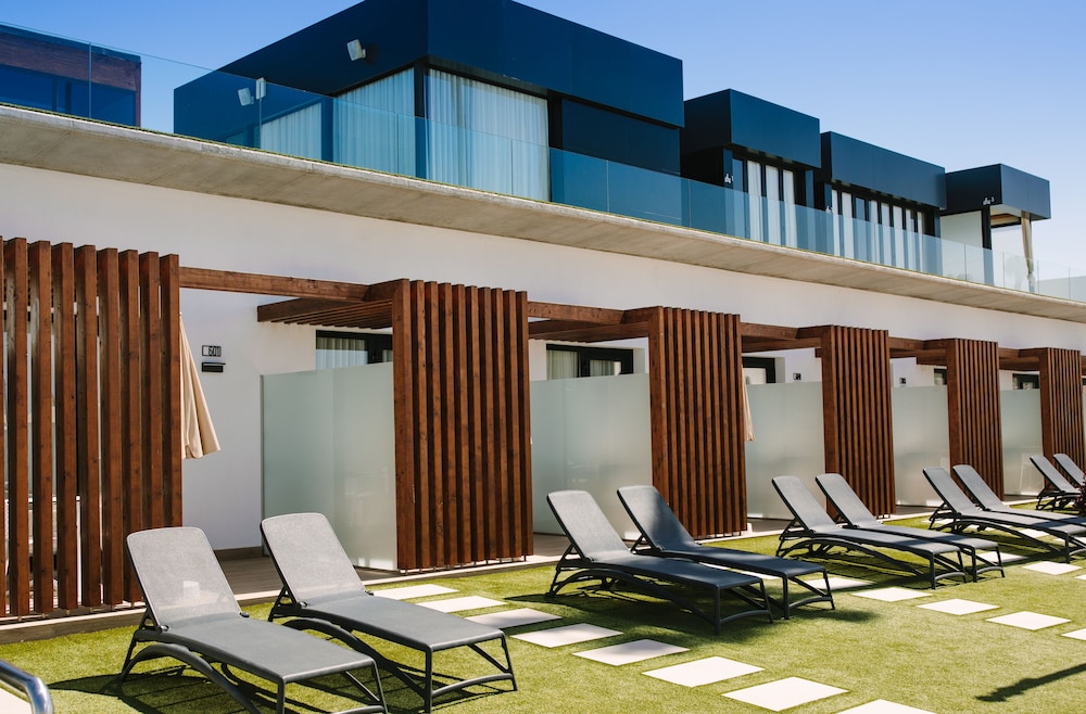 Habitación Deluxe (One Night) del hotel Club Maspalomas Suites and Spa - Adults Only. Foto 4