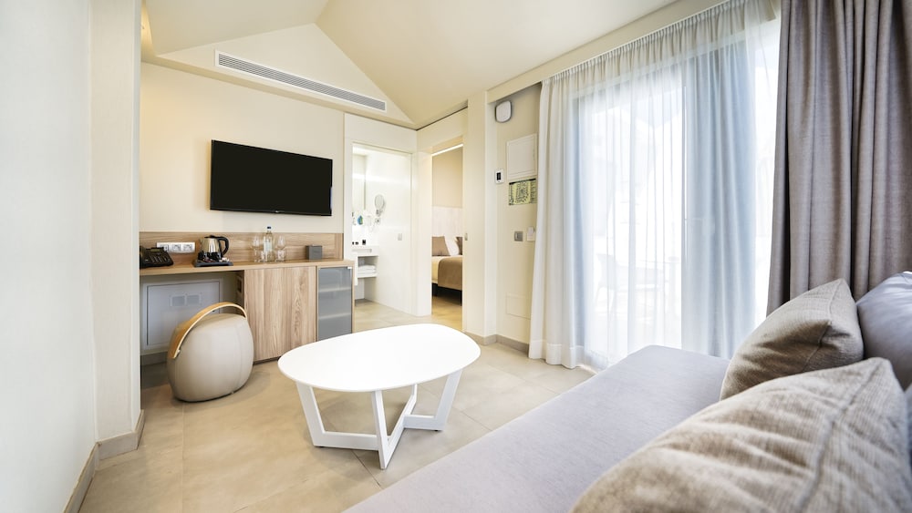 Suite junior del hotel Club Maspalomas Suites and Spa - Adults Only. Foto 1