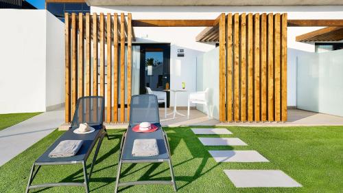 Habitación Doble con terraza del hotel Club Maspalomas Suites and Spa - Adults Only. Foto 6