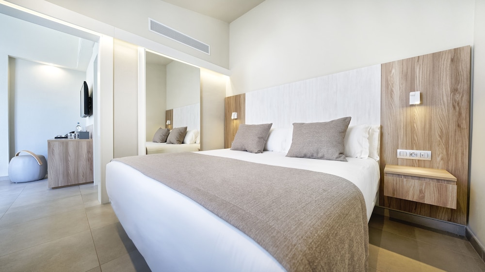 Suite junior (Escapada) del hotel Club Maspalomas Suites and Spa - Adults Only. Foto 3