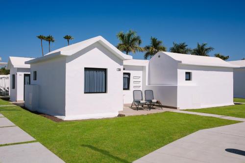 Junior suite Vista Jardin 1 Cama super king del hotel Club Maspalomas Suites and Spa - Adults Only. Foto 2