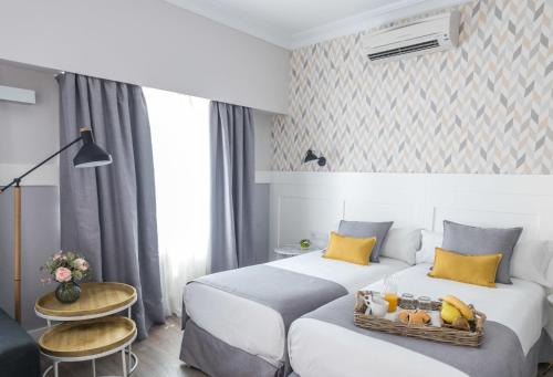 Habitación Doble del hotel Velázquez 45 by Pillow. Foto 8