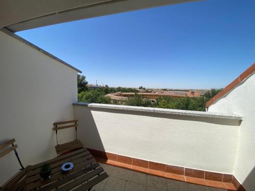 Habitación Doble con Terraza del hotel Equo Aranjuez. Foto 1