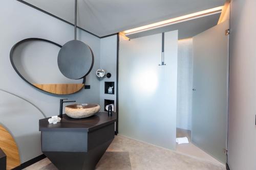 Suite Junior del hotel Faro, A Lopesan Collection - Adults Only. Foto 3