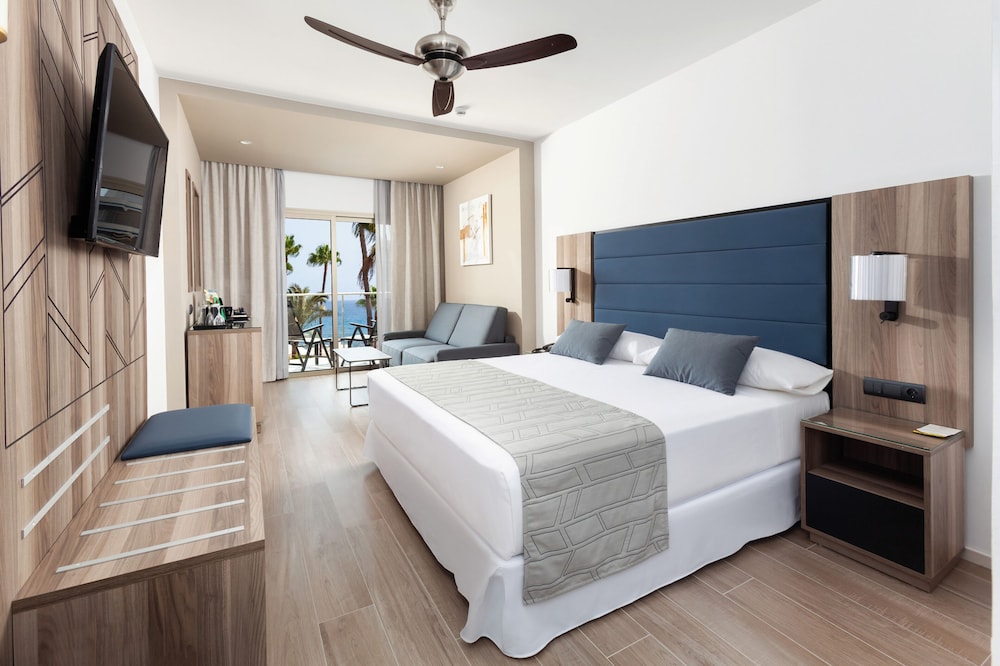 Habitación doble con orientación al mar del hotel Riu Palace Oasis