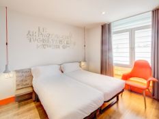 Habitación doble Lujo Balcón o Terraza del hotel Generator Barcelona. Foto 1