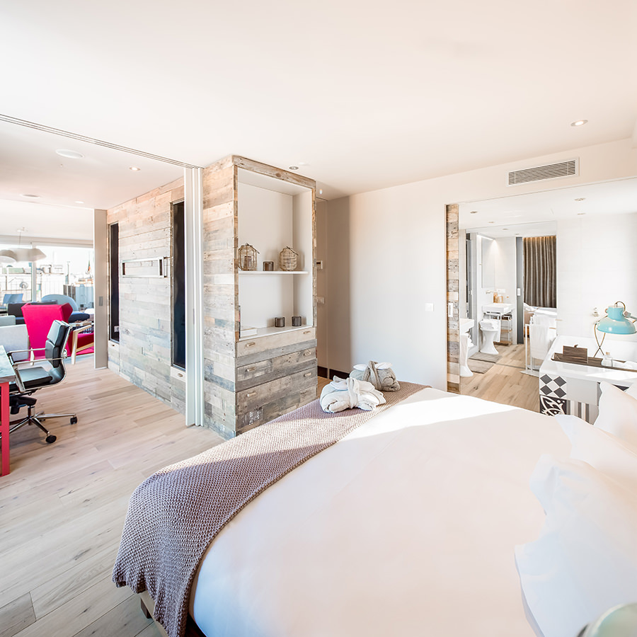 Suite Superior del hotel Generator Barcelona. Foto 3