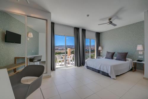 Habitación doble Vista Montaña Balcón o Terraza 2 Camas individuales del hotel Mirador Maspalomas By Dunas. Foto 1
