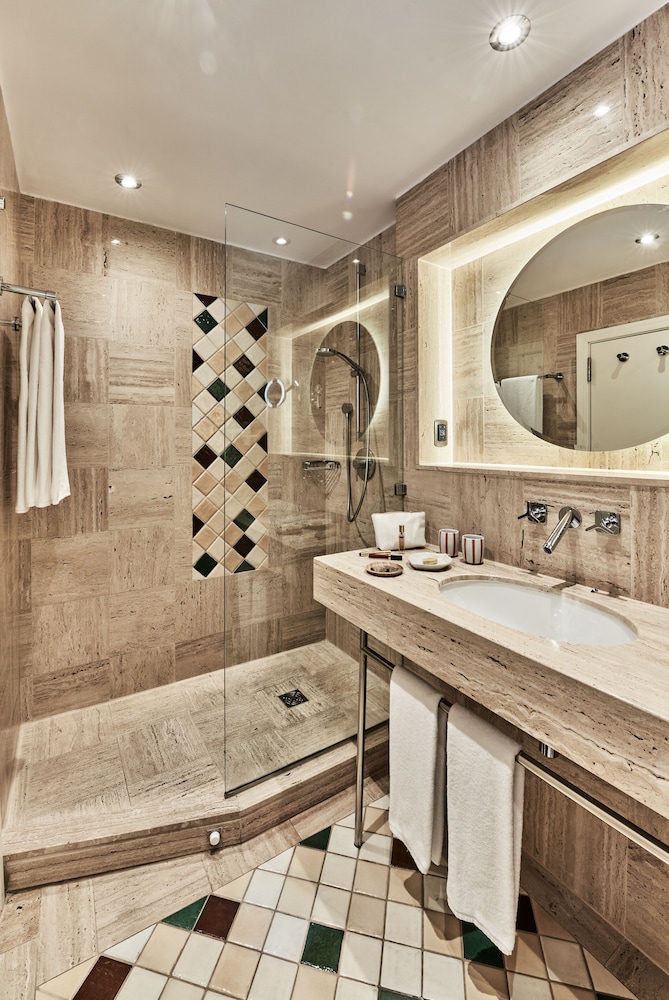 Habitación Deluxe doble, vistas al mar (or Pool View) del hotel Seaside Palm Beach. Foto 2