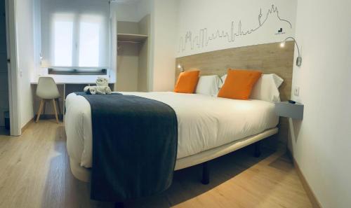 Habitación Doble Confort con vistas a la ciudad del hotel Sans. Foto 1