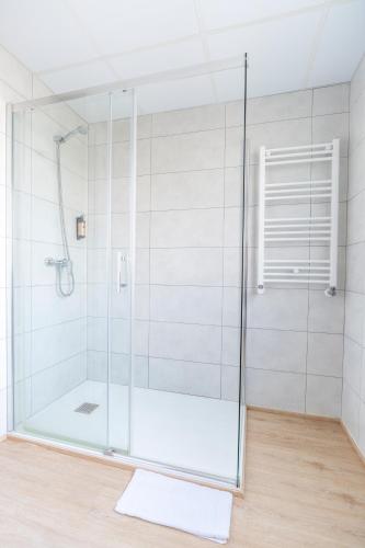 Habitación doble con balcón del hotel Sans. Foto 4