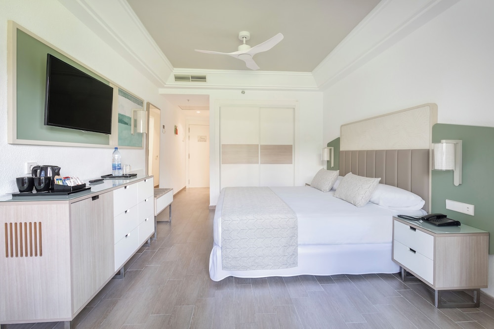 Habitación estándar doble, balcón del hotel Riu Gran Canaria - All Inclusive. Foto 1