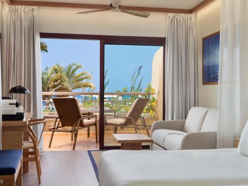 Habitación Doble Superior con vistas al mar del hotel H10 Playa Meloneras Horizons Collection. Foto 5