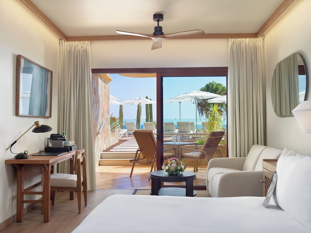 Habitación exclusiva doble, terraza del hotel H10 Playa Meloneras Horizons Collection. Foto 4